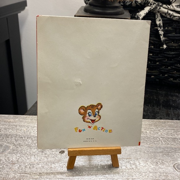 Vintage Style Happy Birthday Card with Dog and Shamrock! - Picture 2 of 6